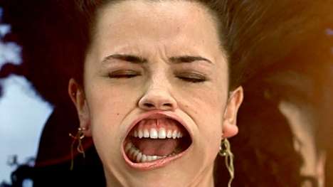 When does burger king close image