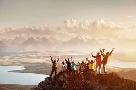 Influencer Travel Guides - EF Ultimate Break Launched an Influencer-Hosted Tour Program (TrendHunter.com)