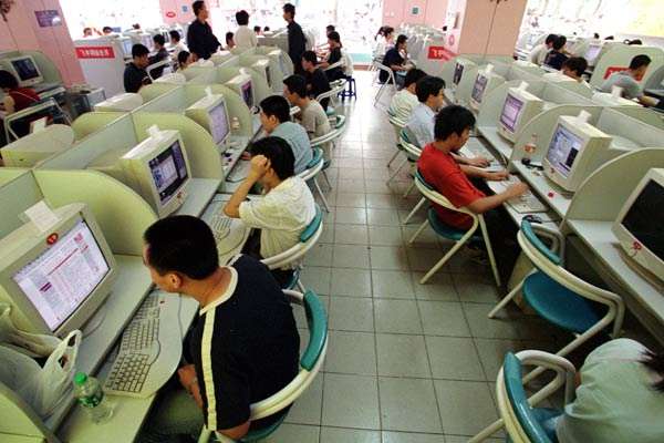 China cleaning up Internet cafes