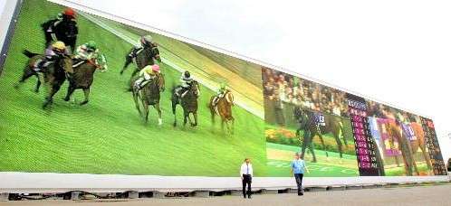 World's  Largest HDTV in Tokyo
