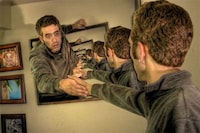 Mind-Blowing Photo Montages Image 3