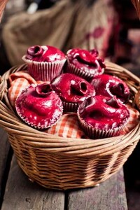 Anatomical Holiday Cupcakes Image 4