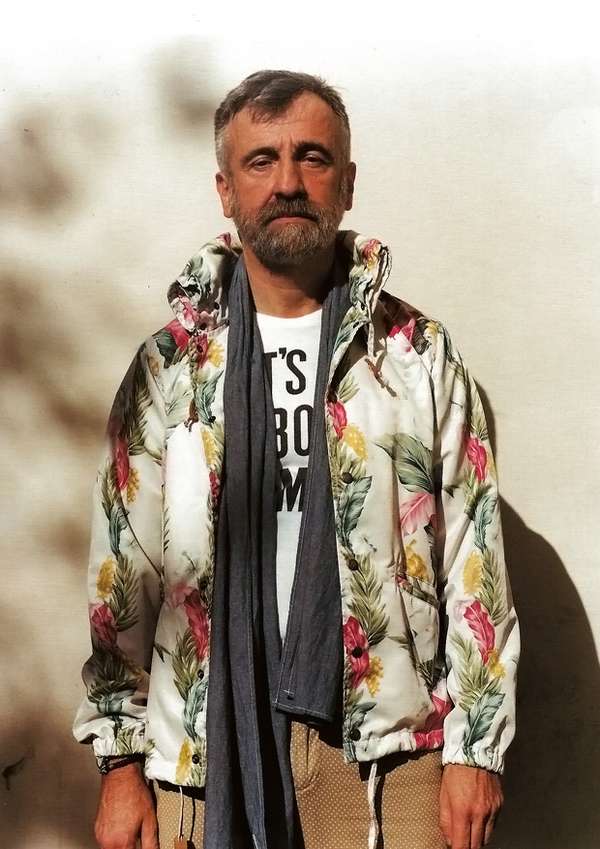 Nonchalant Model Lookbooks