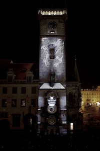 Stunning Projected Buildings Image 5