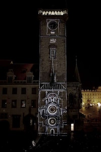Stunning Projected Buildings Image 6