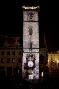 Stunning Projected Buildings Image 8