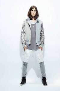 Snowboard-Inspired Street Wear Image 5