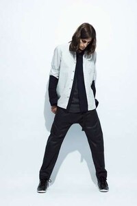 Snowboard-Inspired Street Wear Image 7