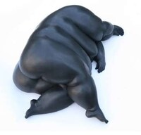 Stretched Neck Sculptures Image 2
