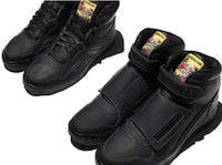 Sci-Fi Film Shoe Sets Image 7