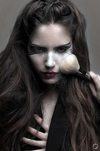 Powerful Powdered Photography Image 5