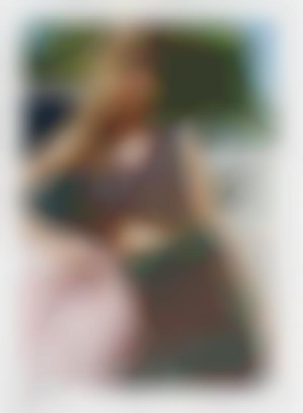 Bright Bombshell Shoots