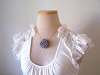 Chained Rose Necklaces Image 4