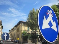 Street Sign Graffiti Image 3