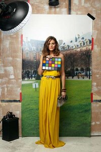 Backstage Fashion Campaigns Image 2