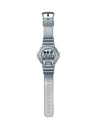 Shiny Silver Timepieces Image 2