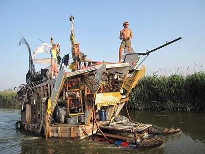 Insane Floating Creations