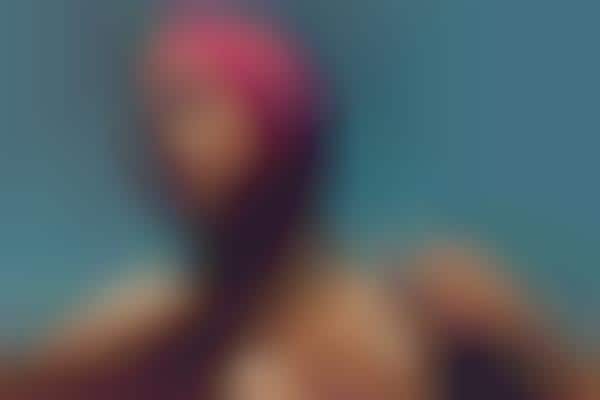 Turban-Wearing Temptresses