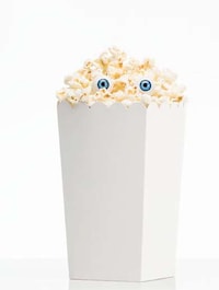 Prop-Filled Photography Image 3