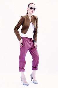 Hybrid Military Fashion Image 8