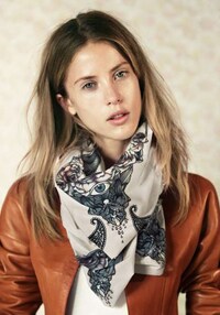 Socially Conscious Scarves Image 5