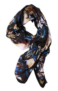Socially Conscious Scarves Image 8