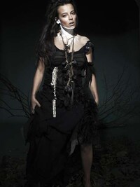 Powder-Faced Photoshoots Image 5