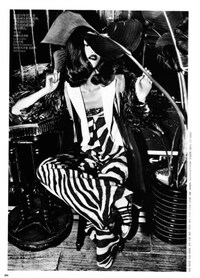 Coquettish Gray Scale Spreads Image 3