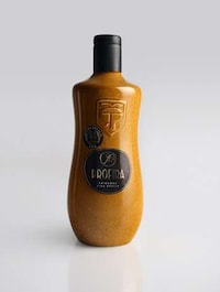 Voluptuous Beverage Branding Image 4