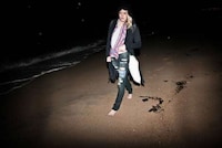 Dark Beach Photoshoots Image 5