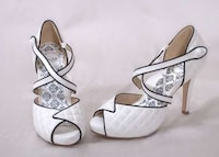 Vintage-Inspired Wedding Heels Image 8