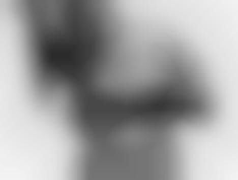 Belly-Baring Supermodel Shoots