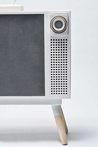 Retro-Inspired Minimalist TVs Image 2