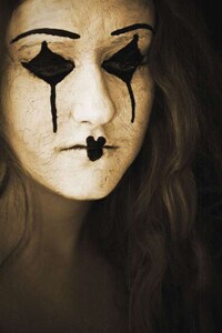 Miming Portraiture Image 2