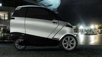 Three-Wheeled Leaning Cars Image 2