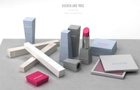 Sleek Geometric Makeup Image 6