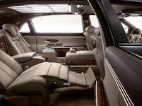 Starlet-Worthy Sedans Image 5