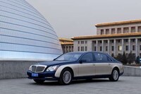 Starlet-Worthy Sedans Image 8