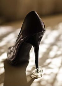 Stylish Pump Protectors Image 2