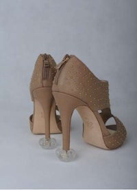 Stylish Pump Protectors Image 5