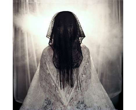 18 Ghostly Illustrations