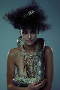 Slithering Fashion Shoots Image 4