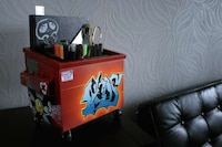 Gritty Graffiti Compartments Image 4