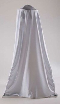 Wearable Portable Shelter Image 8