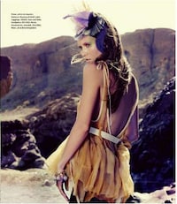Fancy Tropical Photoshoots Image 2