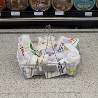 Color-Coded Shopping Image 6
