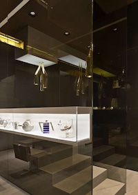 Minimalistic Chic Boutiques Image 2