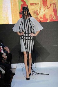 Horror Film Fashion Image 6