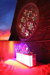 Lustrous Rooftop Bars Image 3