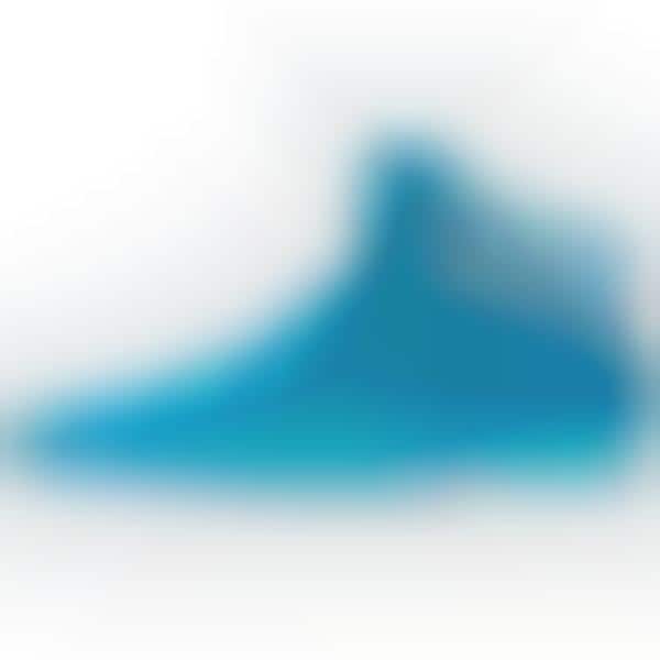 Featherweight Court Sneakers